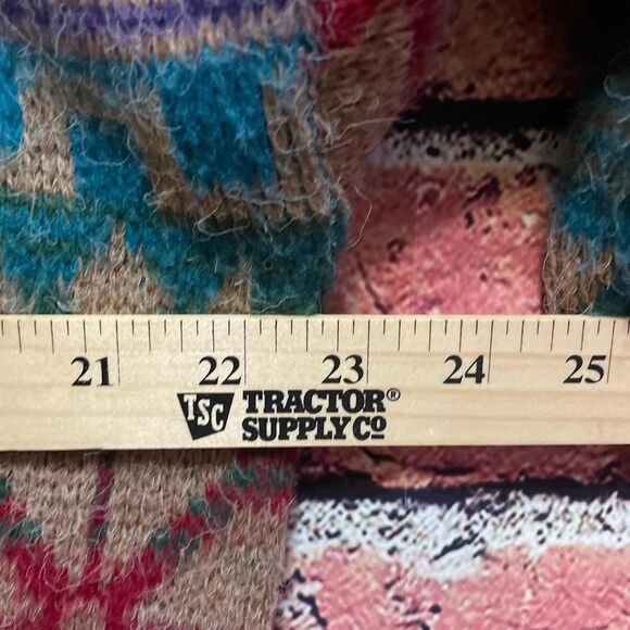 Multicolor Geometric Pattern Sweater - Picture 6 of 8